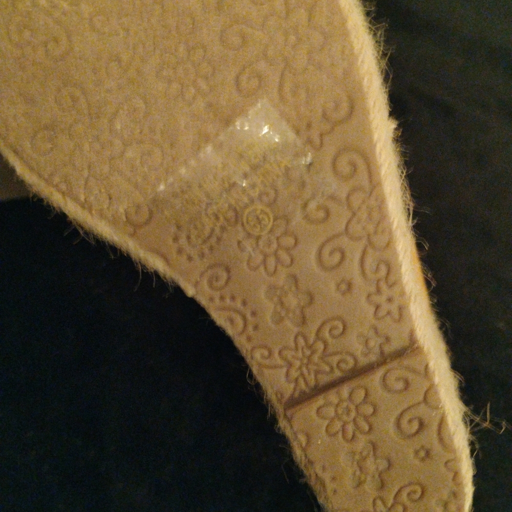 Wedges - Picture 6 of 7